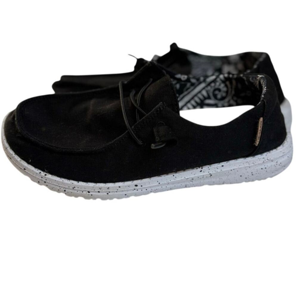 Hey Dude Black Wendy Shoes Womens  size 6